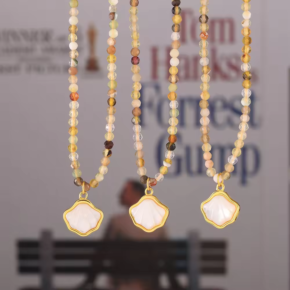 High End Fashion 18k Gold Plated Stainless Steel Shell Pendant Necklace Natural Stone Beaded Necklaces for Women Jewelry Gifts