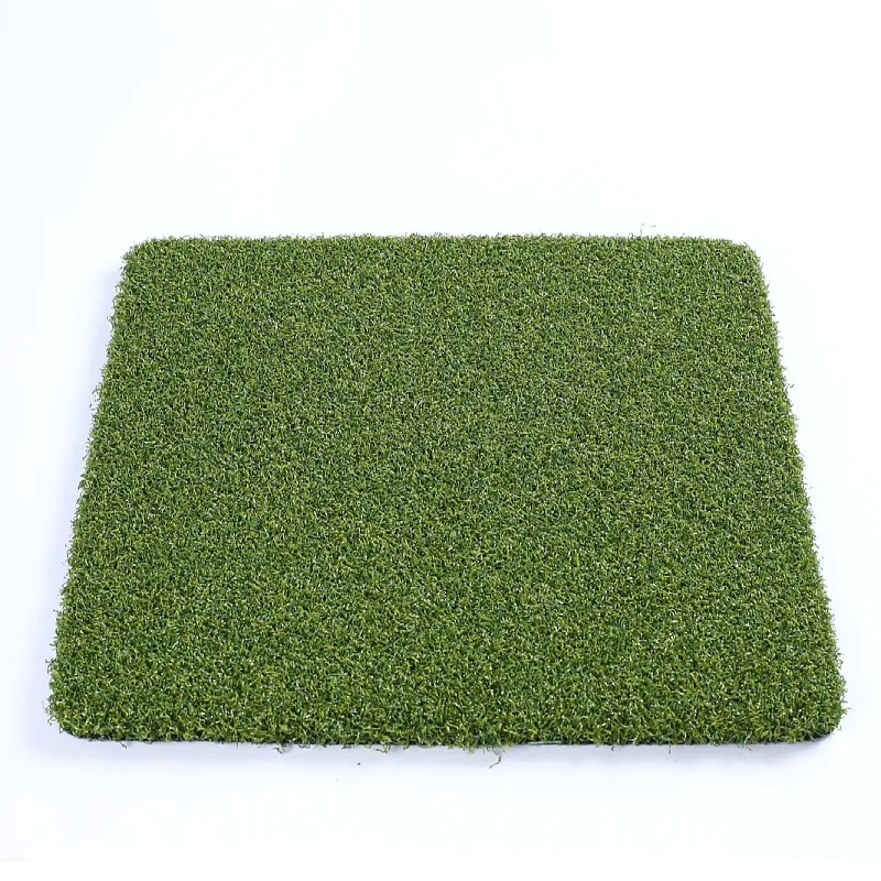 Premium Landscape Grass with Vivid Color for Villa Garden and Hotel Decoration in Various Business Scenarios and Leisure Places
