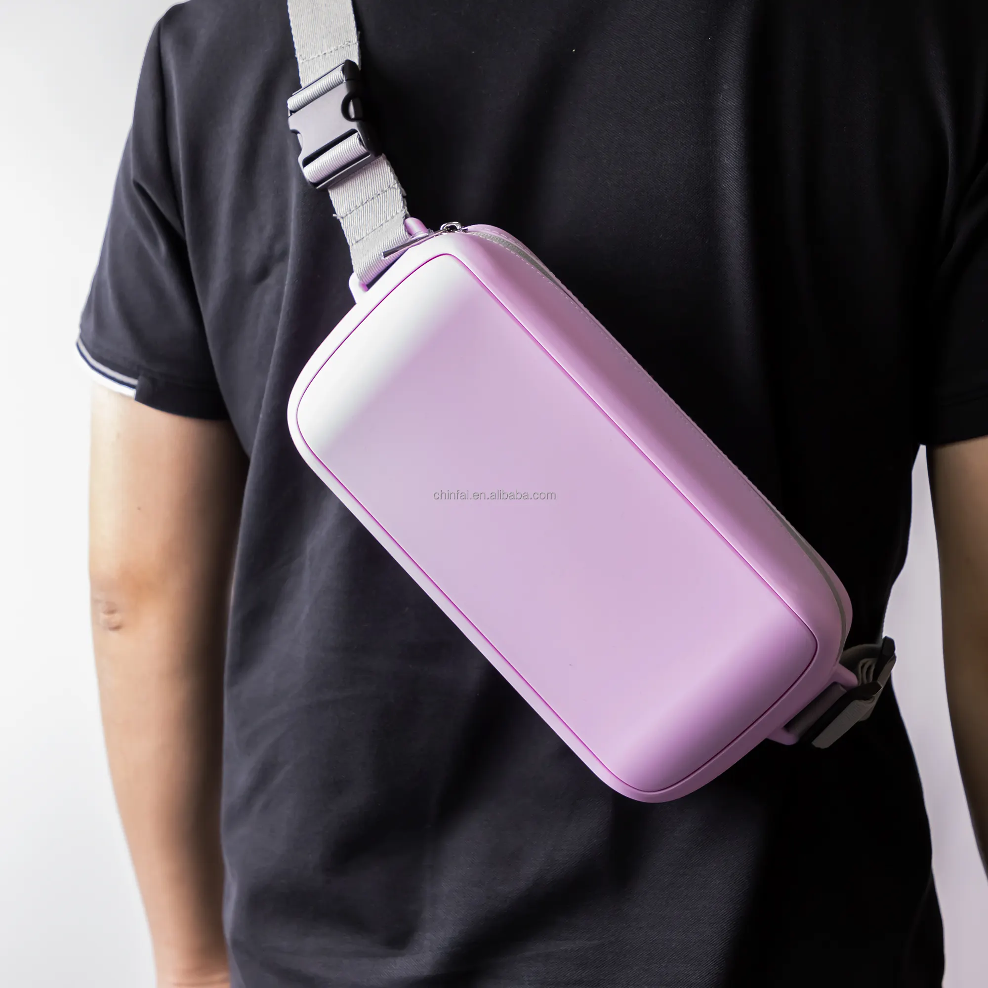 Chinfai New Fashion Silicone Sling Bag For Men Shoulder Backpack Fanny Waist Pack Crossbody Chest Bag Travel Beach Bag Supplies