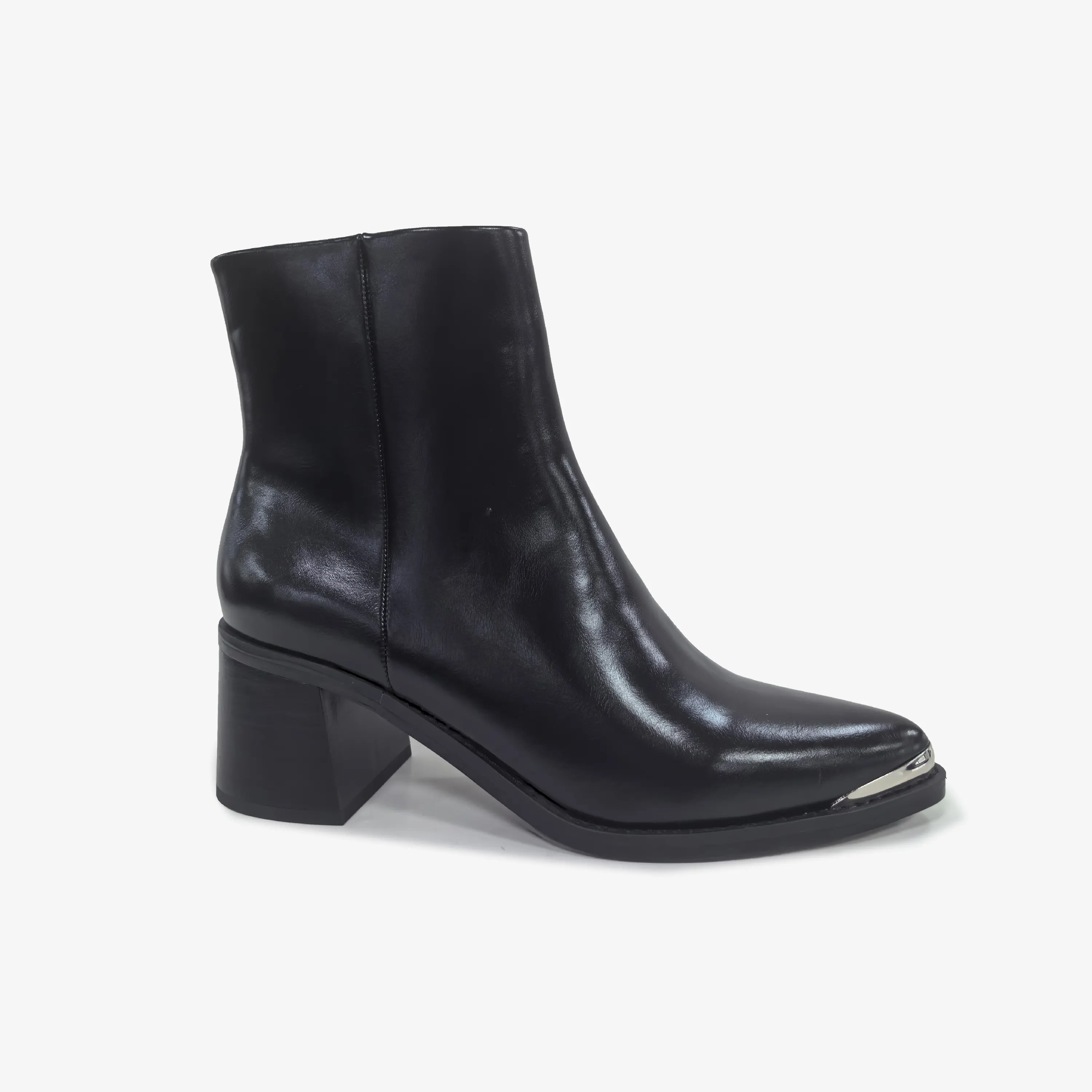 Manufacturer Cowboy Short Boots Chelsea Style Pointed Toe Block Heel Women Western Ankle Boots With Steel ToePKR 6,298 off shippingDelivery by 24 Dec
